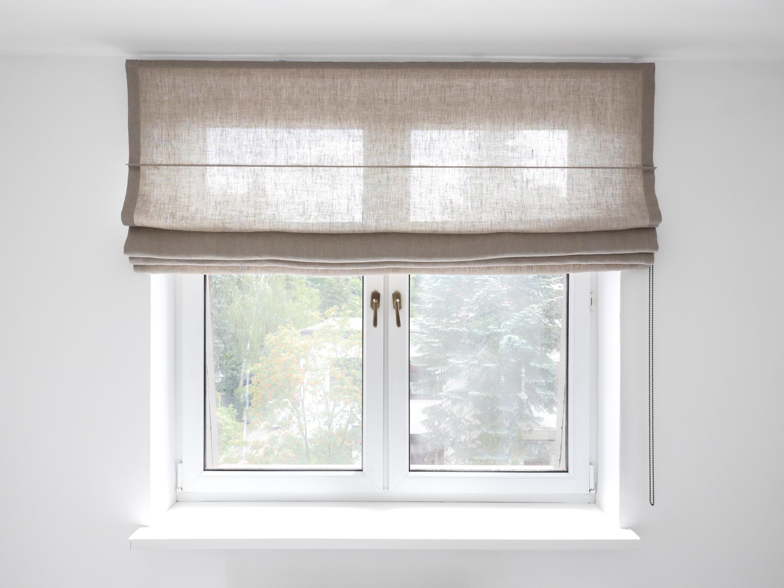 ALLEN + ROTH Store romain coupe-lumière en tissu, 46 po x 72 po, neige