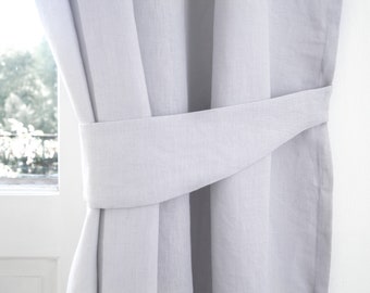 Linen curtain hold-back made of MEDIUM LINEN (160 g/2) / Light gray linen curtain tie back.