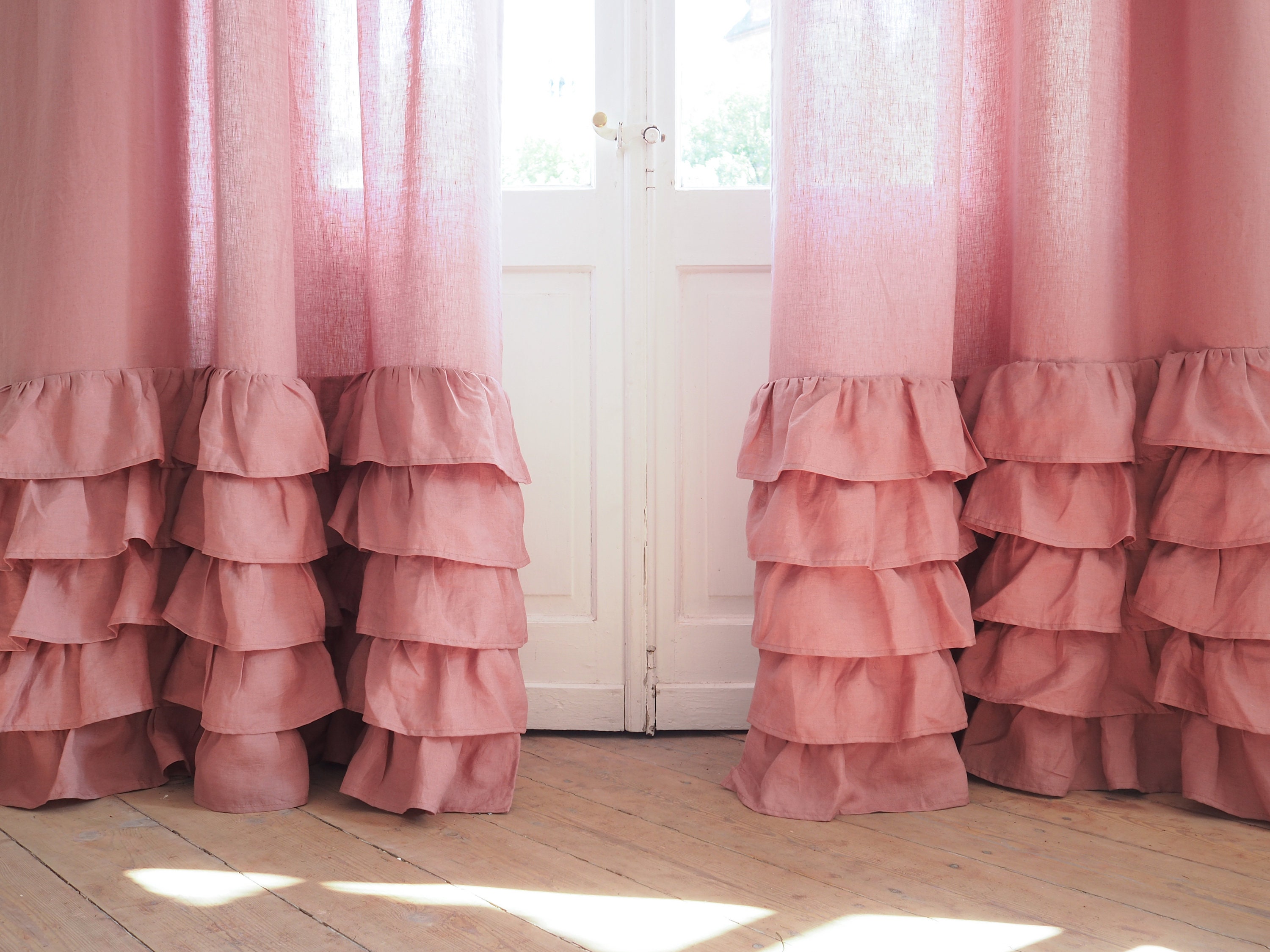 Pannello per tende con volant in lino rosa antico realizzato in LINO MEDIO  160 g/m2. Per il soggiorno o la camera dei bambini. -  Italia