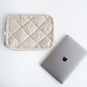 Natural Linen Laptop Sleeve with Soft Padding. Eco-Friendly Linen Laptop Sleeve. image 3