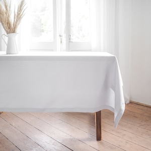 Mantel de lino gris claro liso: lino grueso de alta calidad para una cena atemporal