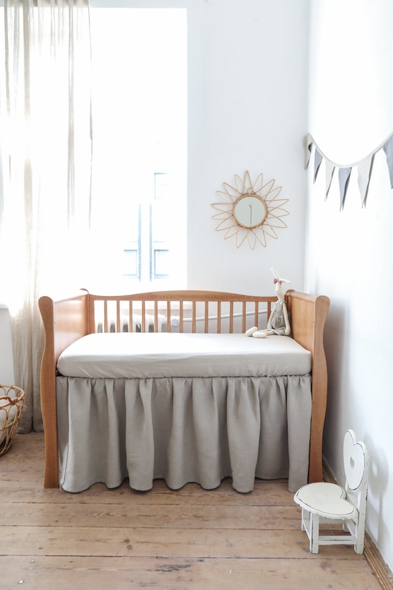 Bassinet bedding set bumper & best sale skirt