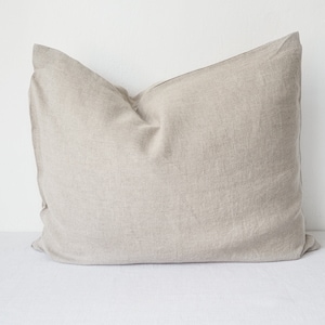Funda de almohada de lino natural con cremallera. múltiples tamaños. imagen 3