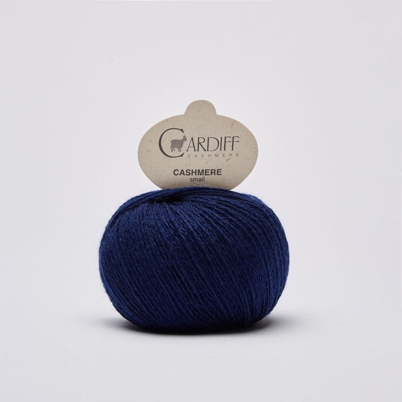 Cardiff Cashmere yarn SMALL Fingering / baby 100% Cashmere made in Italy ethical sustainable luxury lace crochet wool 25 grams 638 INDACO