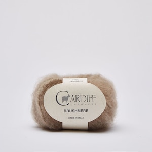 Italian Fluffy Chunky Pure Cashmere yarn Mongolian fibre made in Italy ethical hand knitting crochet bulky thick wool 25g CARDIFF BRUSHMERE