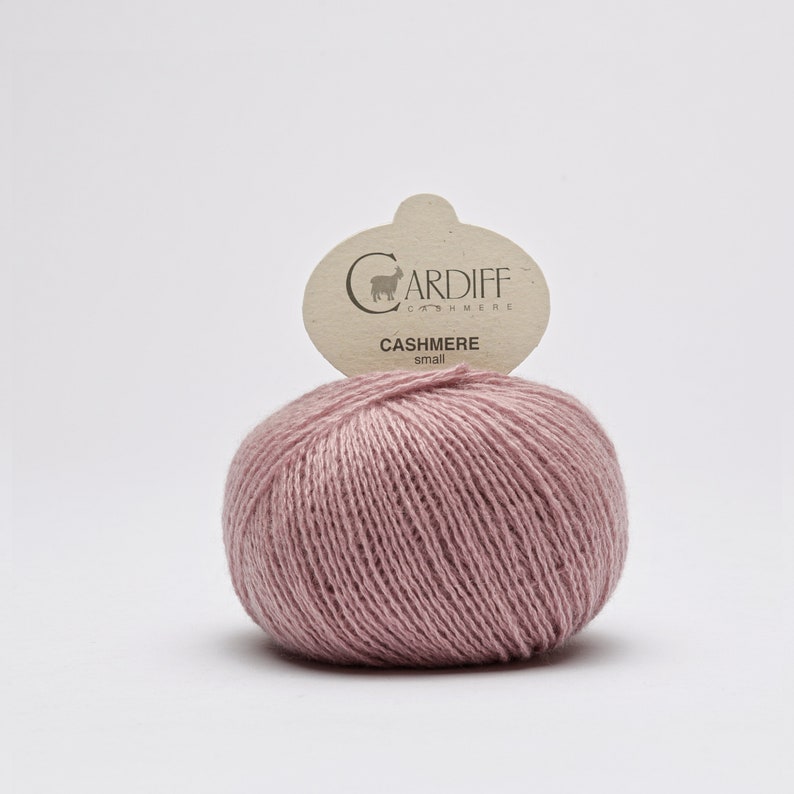 Cardiff Cashmere yarn SMALL Fingering / baby 100% Cashmere made in Italy ethical sustainable luxury lace crochet wool 25 grams 603 MUJI