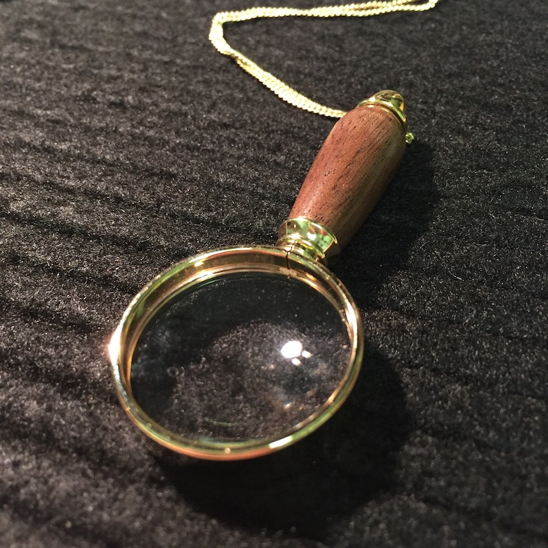 Walnut Mini Magnifying Glass with Gold Hardware