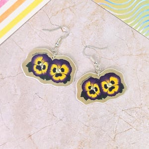 Pansy Non-Binary Trans Pride Earrings