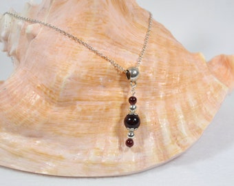 Garnet Necklace, Healing Garnet Necklace, January Birthstone, Garnet Bead Pendant Necklace,  Chakra Healing Necklace