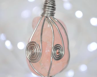 Rose Quartz Pendant, Healing Rose Quartz Pendant,  Heart Chakra Healing Rose Quartz Pendant, Pink Quartz Pendant