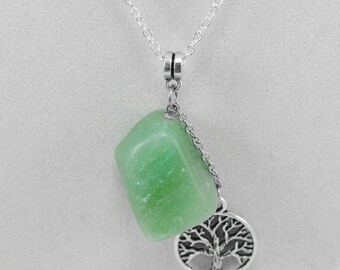 Green Aventurine Tree of Life Necklace, Tree of Life Green Aventurine, Lucky Green Aventurine Necklace,  Healing Crystals