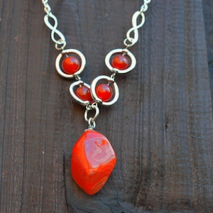 Carnelian Necklace, Healing Carnelian Infinity Paendant Necklace, Sacral Chakra Healing Necklace, Valentine&#39;s Gift