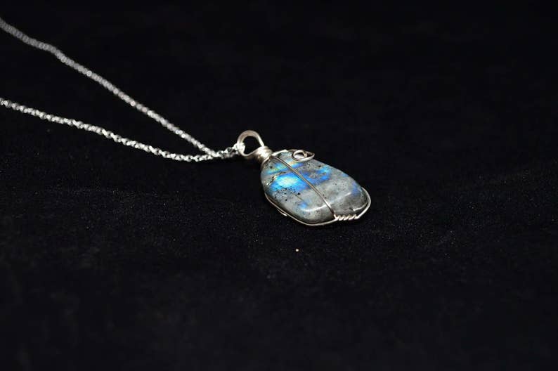 Valentine/'s Gift Healing Labradorite Wire Wrapped Necklace Healing Labradorite Necklace Labradorite Necklace
