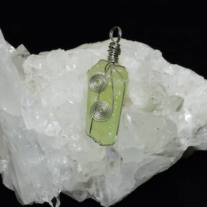 Green Calcite Pendant, Raw Green Calcite Pendant, Healing Green Calcite,  Chakra Healing Green Calcite