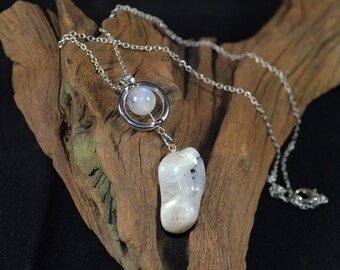 Rainbow Moonstone Necklace, Healing Rainbow Moonstone Necklace,  Chakra Healing Moonstone Necklace