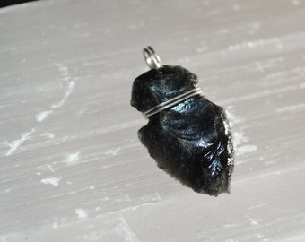 Raw Obsidian Arrowhead Necklace, Obsidian Arrowhead, Arrowhead Pendant Necklace, Raw Obsidian Necklace