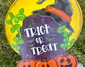 Halloween Trick or Treat Door Hanger-  Pumpkin Door Decor-Spooky-Fall-Wreath-wood cut out-hand painted door hanger