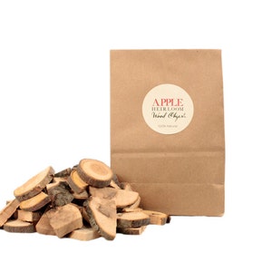 Heirloom McIntosh Apple Wood Chips// 100% Natural // New Hampshire Home Grown // 1lb