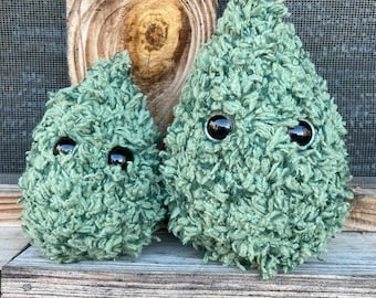 Nug the 420 buddy Amigurumi, Check out the different sizes, colors and finish options custom orders welcome, handmade crochet, ready to ship