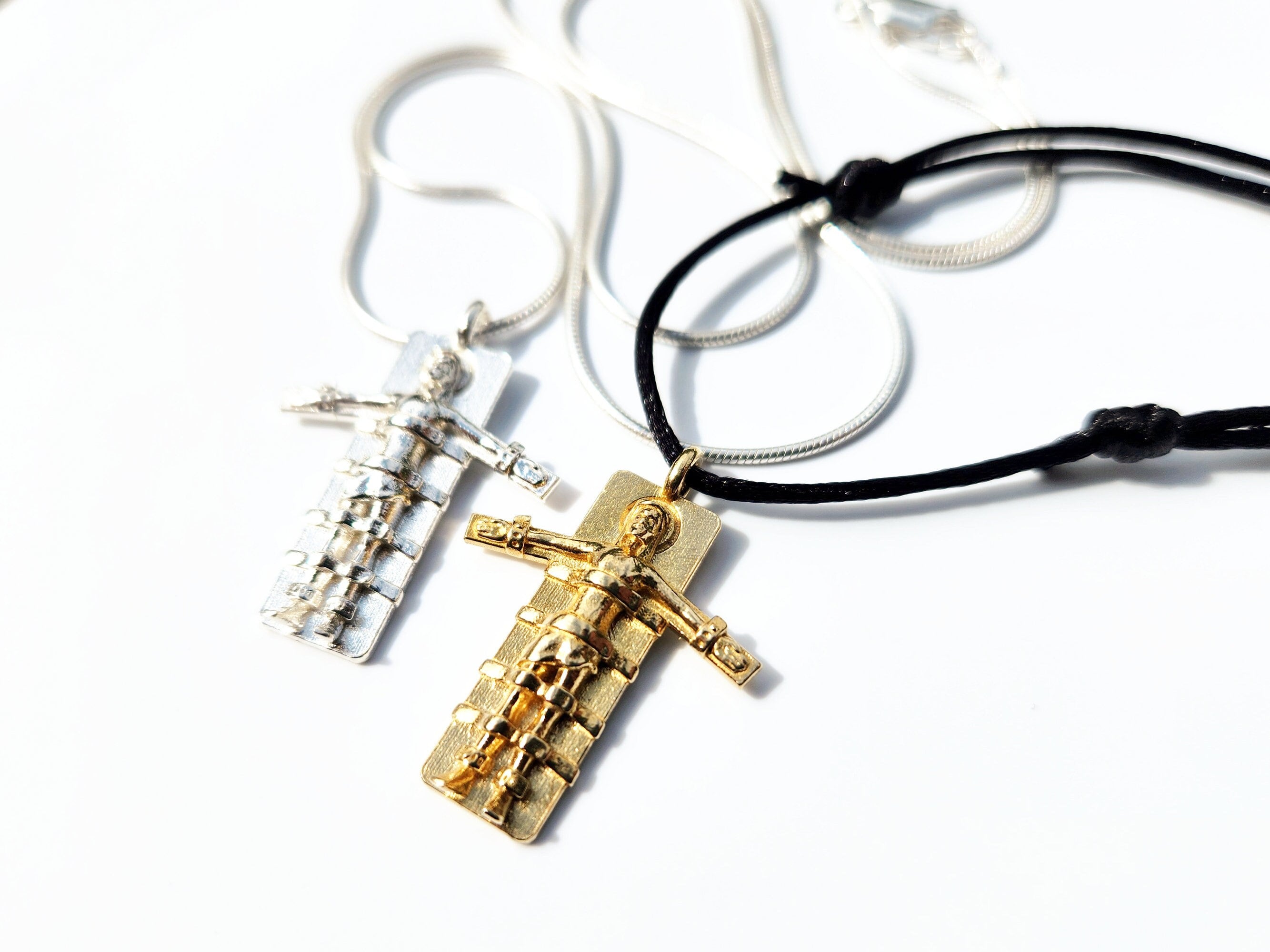 ANTIDOTE】Engraved Jesus Pendant＋chain