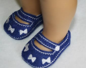 デジタルダウンロード ボウトリオ メリージェーンズ 機械刺繍デザイン 18 インチ人形用 4x4 または 5x7 フープ用