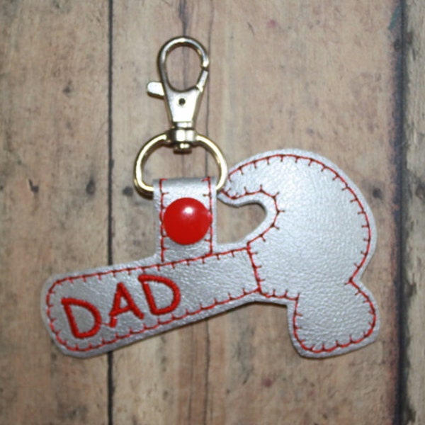 Dad Hammer Mini Bag Tag Keychain Embroidery Machine Design pour le cerceau 4x4 Prix de vente aujourd'hui seulement !!!