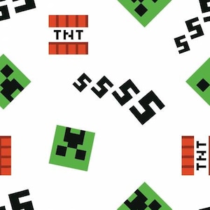 Peut inclure: Motif répétitif sur fond blanc avec des graphiques pixélisés. Le motif comprend des blocs de TNT rouges avec le texte "TNT", des visages de Creeper carrés verts et des formes "S" noires. Le thème général rappelle un jeu vidéo populaire.