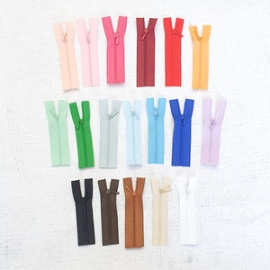 7 cm / 2-3 / 4 "Größe 0 geschlossener Reißverschluss, mehrfarbiger Reißverschluss für Puppenkleidung, Micro Mini Reißverschluss, Nähen Handwerk bjd UK Shop