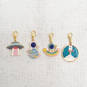 Astronaut, Rocket Zipper Charm, Space ship Charm, Galaxy Stitch Marker, Notebook Charm, Diary Charm, Purse Accessories, Purse Charm, UK Shop