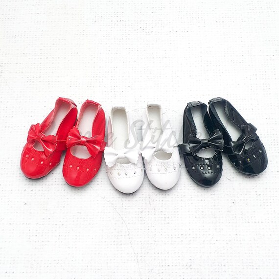 Folk Artesanía Par Zapatos Lazo Goma Muñecas. Ideales Para Muñeca Clásica De 15 Cm. De Pierna Recta, Medidas 3 X 1.8 Cm. En Colores A Elegir. Fabricado En España (Negro