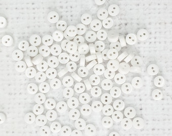 6 mm VITA mini runda plastknappar, 2-håls vit hartsknapp, små knappar, Sömnad Hantverk Dockkläder Tillverkning BJD UK Shop