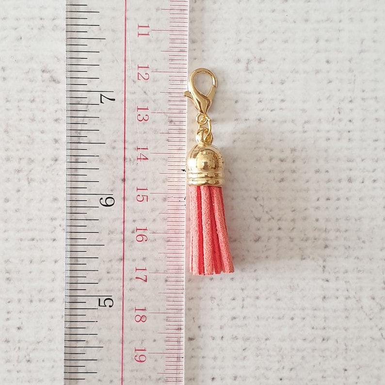 Tassels Zipper Charm, Faux Suede Tassel Charm, Tassel Clip, Stitch Marker, Journal Charm, Accessoires de sac à main, Purse Charm, UK Shop image 2