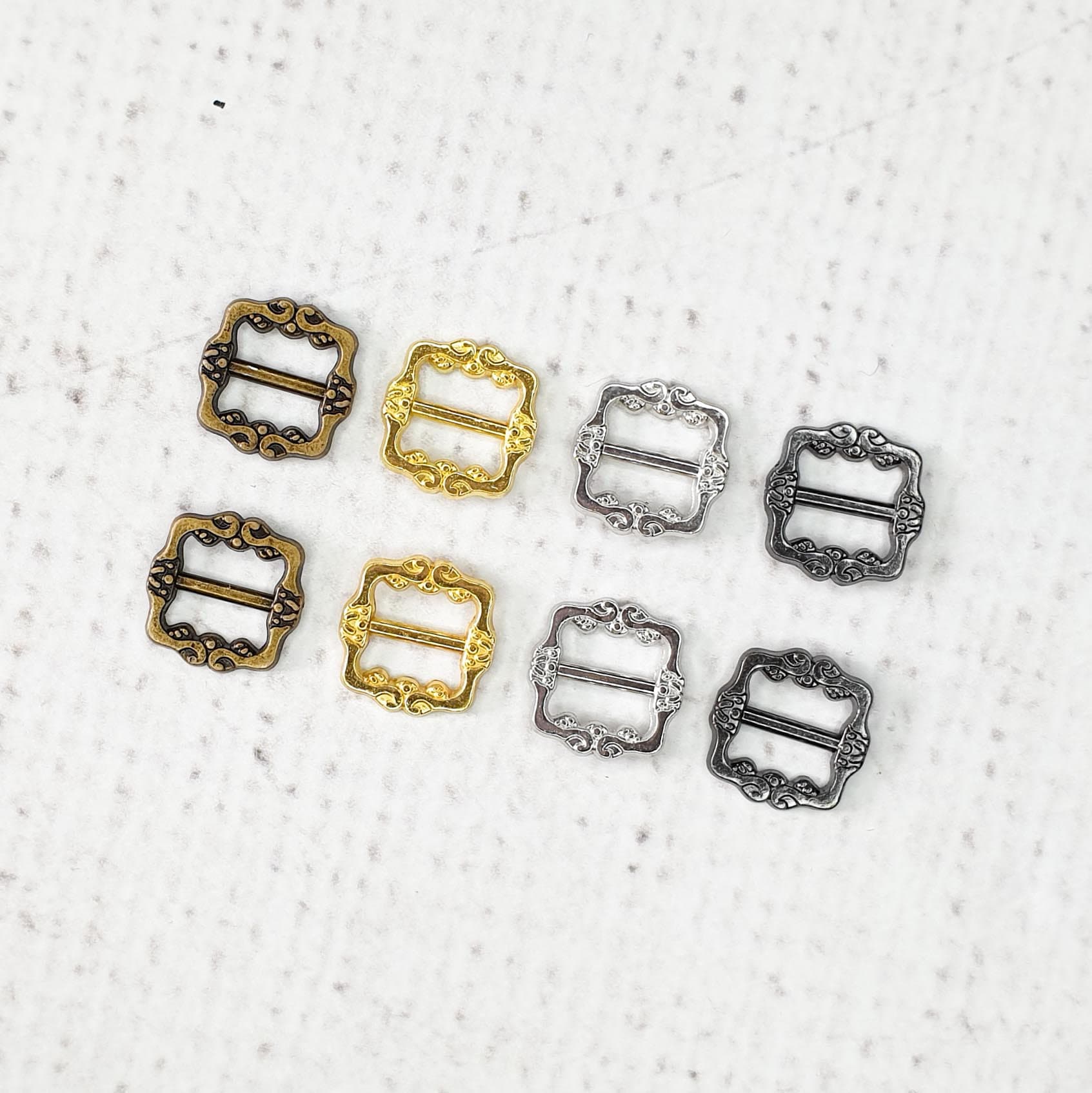 Tiny buckles 2024