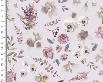 Könnte beinhalten: Ein nahtloses Muster mit Aquarell-Illustrationen verschiedener Blumen und Blätter in Violett-, Rosa- und Weißtönen auf einem hellvioletten Hintergrund.
