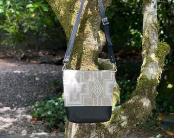 Cross body Bag in wool and leather-Harding Tonal-Tribal Women's Shoulder bag-Boho Bag- leather Southwestern Design Bag-zipper top Bag