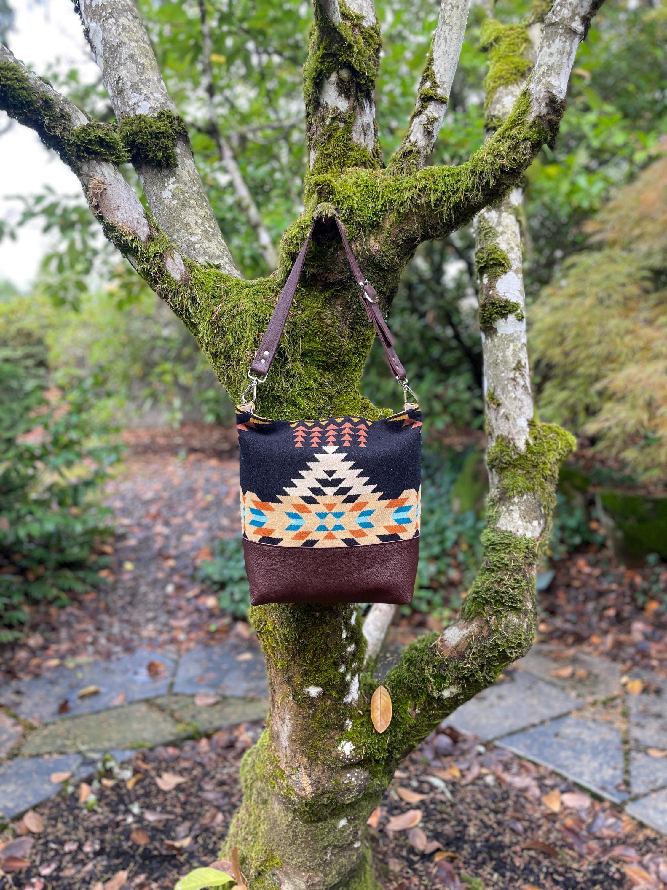 Pendleton Bucket Bag - Etsy display picture 3