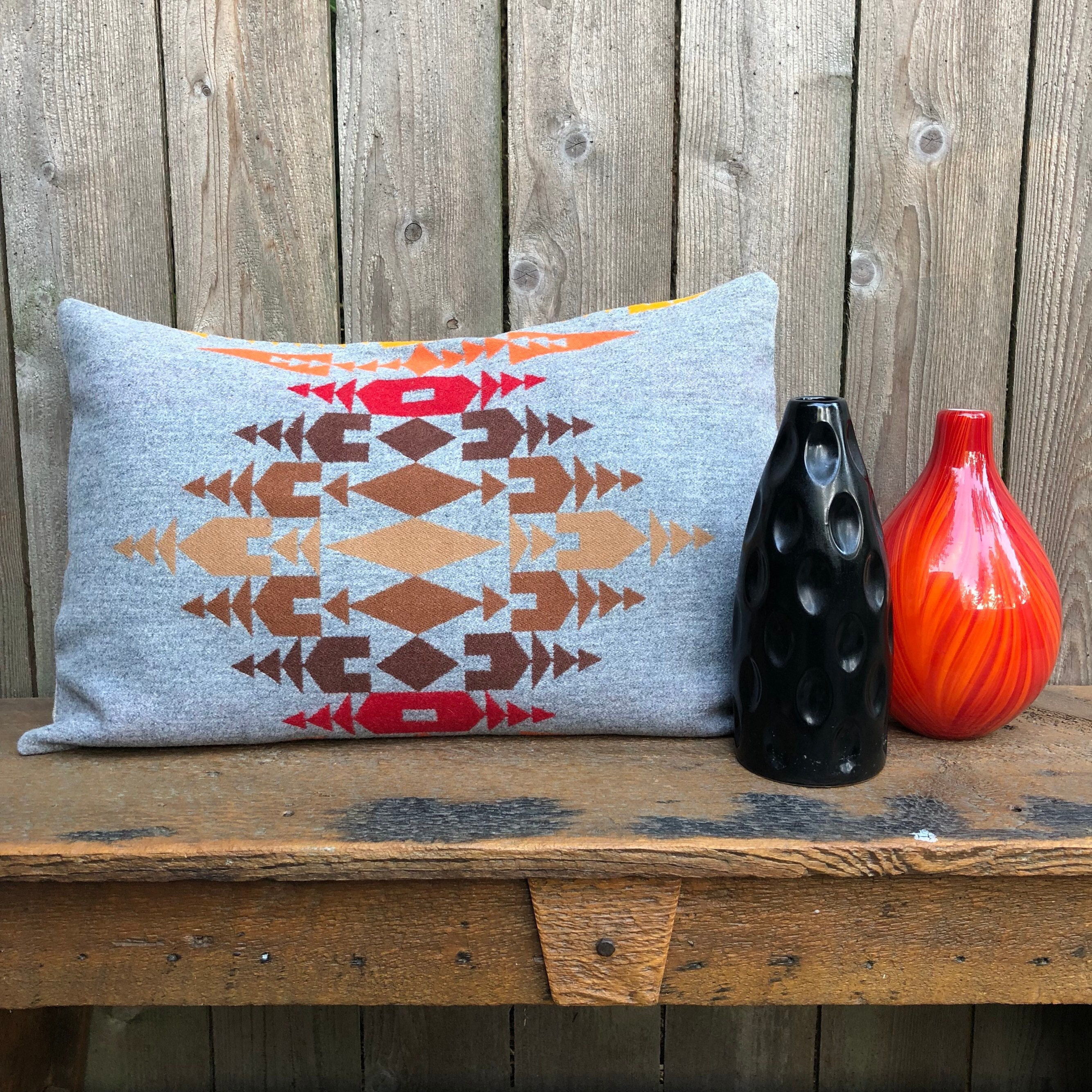 Housse d'oreiller en Laine Dans Heritage Rio Chama-Gray Orange Brown Pillow-Geometric Design Pillow 