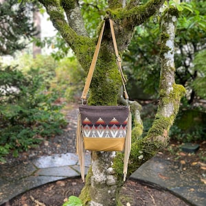 Southwestern Fringe Crossbody Bag in Oregon wool Brown Pacific Crest-Tan Leather fringe Bag-Women’s Leather Handbag