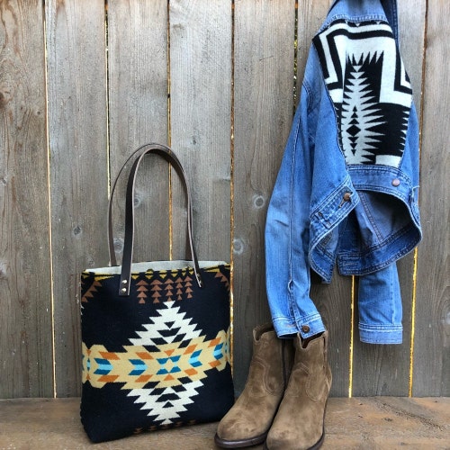 Pendleton navy blue southwestern small backpack Pendleton RARE Wool & Nylon Mini-Backpack Southwest Print W  main image 4