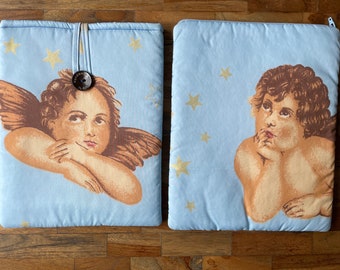 Sale; Tablet sleeve for 9,7 inch tablet like iPad 1 en iPad 2. Light blue with angels and stars, with button or zipper