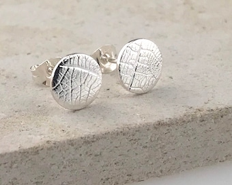 Handmade Sterling Silver 8mm Circle Leaf Stud Earrings