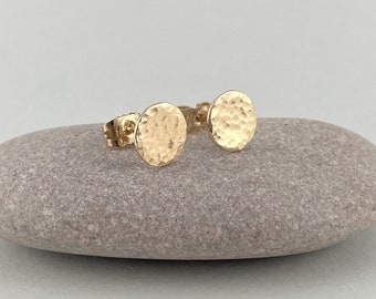 9ct Yellow Gold Hammered Disc Stud Earrings, Ethical Recycled Gold Circle Earrings