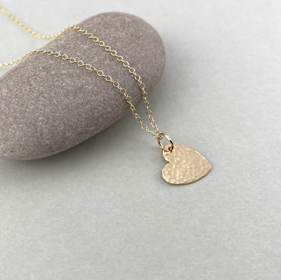 9ct gold heart necklace clearance