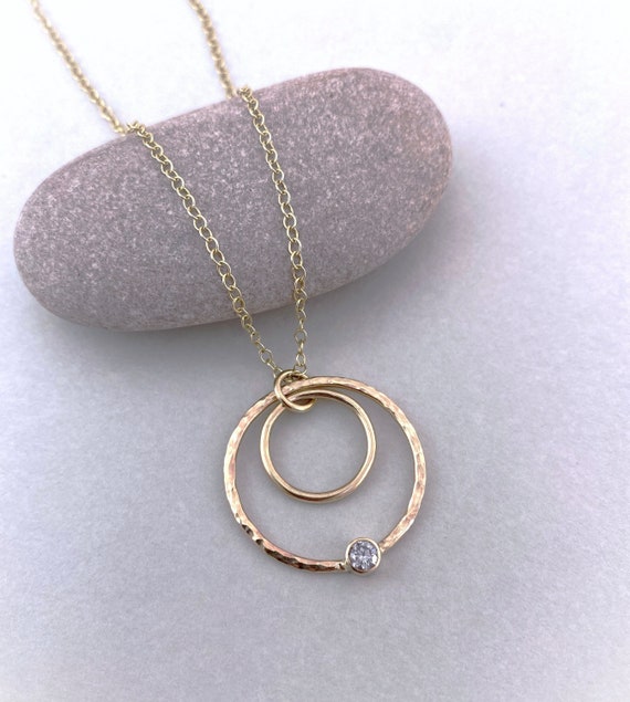 9ct Rose Gold Double Circles Diamond Necklace - R8502 | F.Hinds Jewellers | Diamond  circle necklace, Silver gold necklace, Necklace