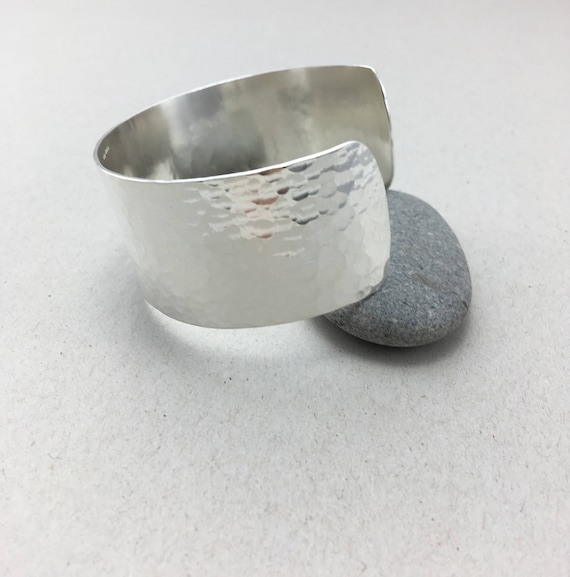 Broad silver bracelet hot sale
