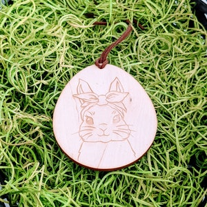Étiquettes de panier de Pâques, Lapin avec un noeud, Décorations de Pâques en forme de lapin, Cadeaux de panier de Pâques, Étiquette de panier de Pâques en bois, Marque-places de Pâques