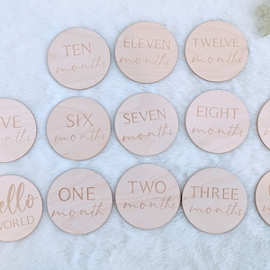 Cartes d'étape mensuelles en bois | L'annonce de naissance mensuelle d'un événement marquant pour bébé | Cadeau pour futurs parents | Cadeau baby shower pour un nouveau parent