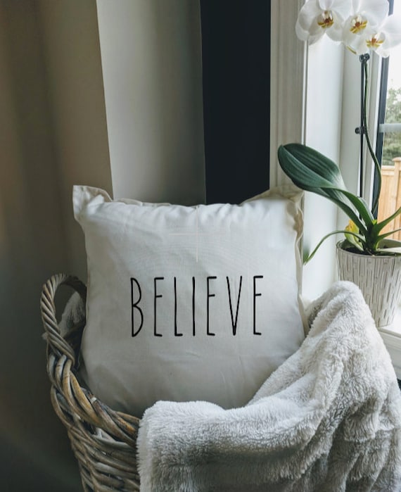 Rae Dunn Inspired Christmas Cushion Cover, Modern Farmhouse Christmas  Pillows, Decorative Pillows for Couch, Believe Throw Pillow 