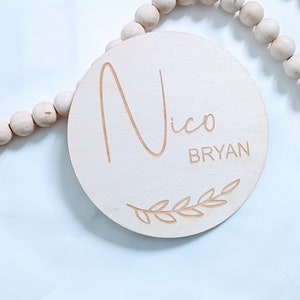 Prénom de bébé, faire-part de naissance, accessoires photo bébé, cartes d'étape importante pour bébé, cadeau bébé, macarons d'étape importante, panneau photo nouveau-né