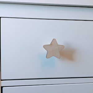Nursery Star Knobs, Star Shaped Handles for Kids room, Nursery Decor Pulls, Decorative Furniture Hardware, Children Drawer Handle Knobs